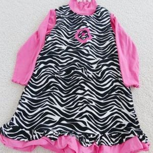 cute girls zebra print dress w/ pink long sleeves